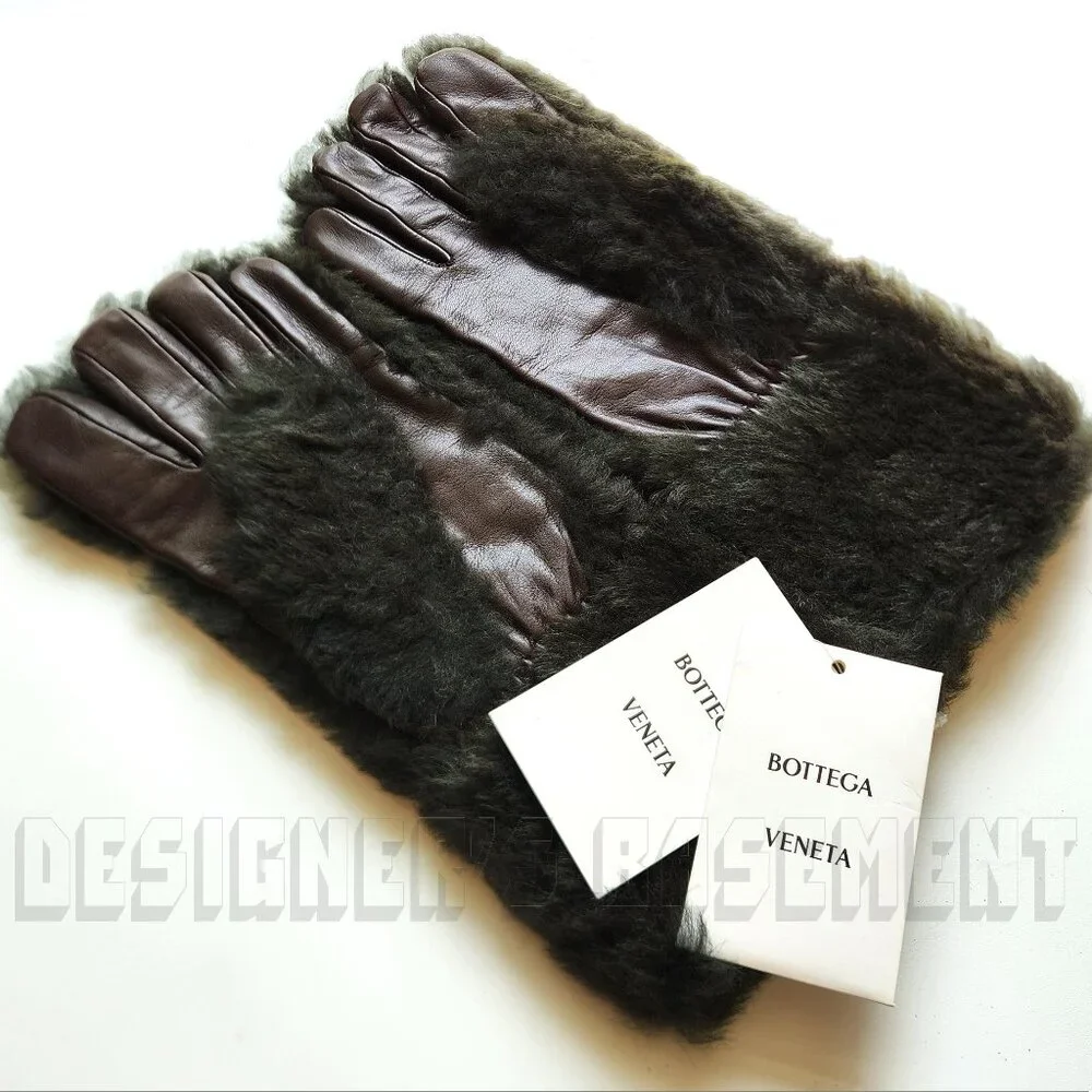 BOTTEGA VENETA size 9 brown TEDDY Shearling and Lambskin cashmere lined Gloves